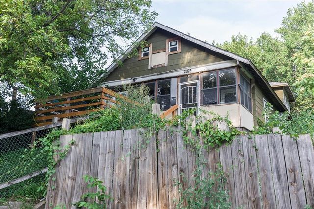 2023 Brighton Avenue, Kansas City, MO 64127