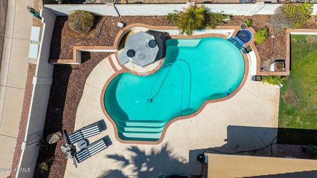 8916 E VOLTAIRE Drive, Scottsdale, AZ 85260