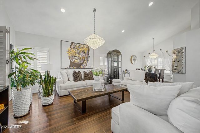 8916 E VOLTAIRE Drive, Scottsdale, AZ 85260