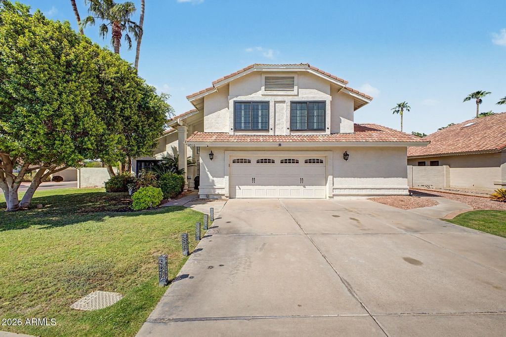 8916 E VOLTAIRE Drive, Scottsdale, AZ 85260 — exterior