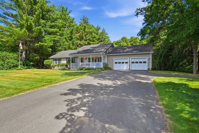 9 Nathaniel Way, Belchertown, MA 01007