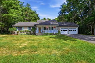 9 Nathaniel Way, Belchertown, MA 01007