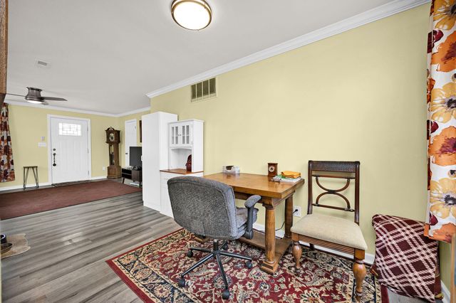 323 E Office Street, Harrodsburg, KY 40330