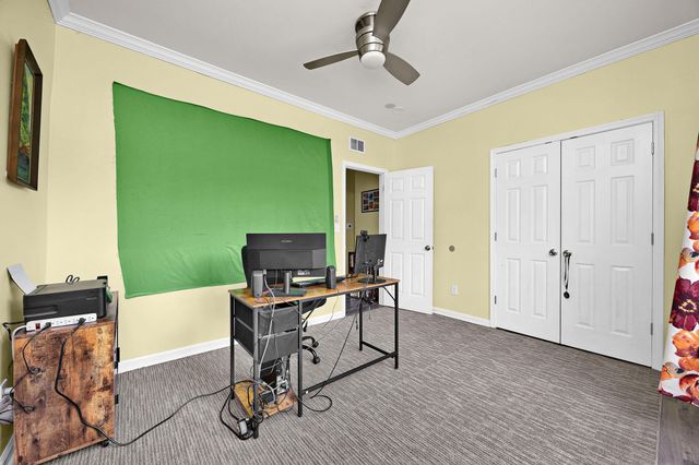 323 E Office Street, Harrodsburg, KY 40330