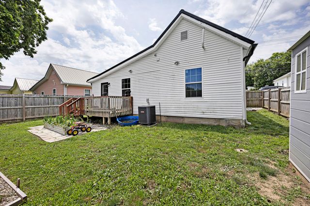 323 E Office Street, Harrodsburg, KY 40330