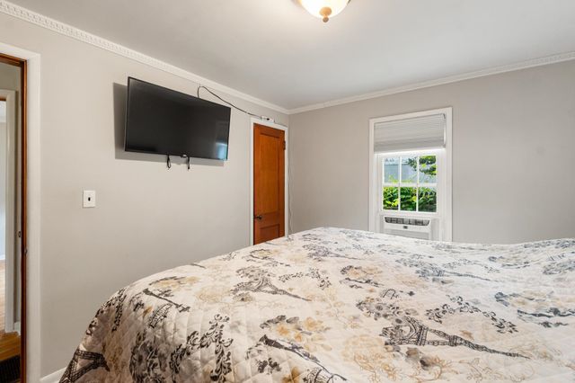 54 Birch Court, Burlington, VT 05408