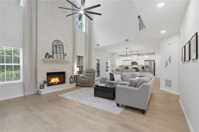 810 Whiteoak Terrace, Canton, GA 30115