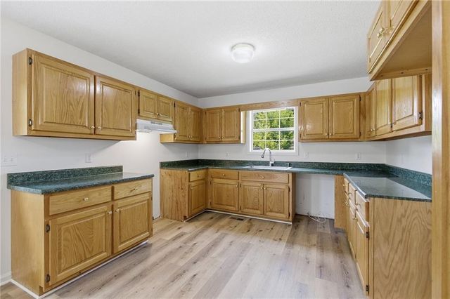 859 Buck Boulevard SE, Calhoun, GA 30701