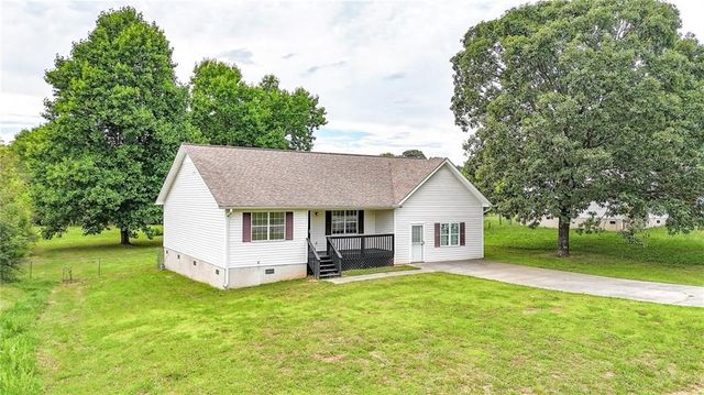 859 Buck Boulevard SE, Calhoun, GA 30701