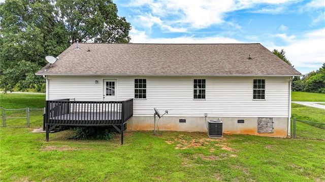 859 Buck Boulevard SE, Calhoun, GA 30701