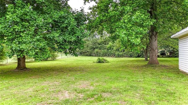 859 Buck Boulevard SE, Calhoun, GA 30701