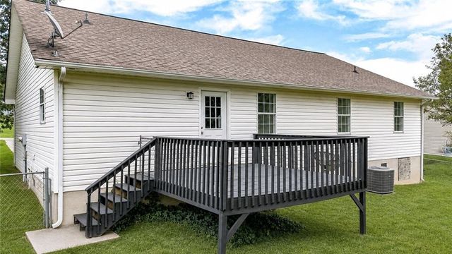 859 Buck Boulevard SE, Calhoun, GA 30701