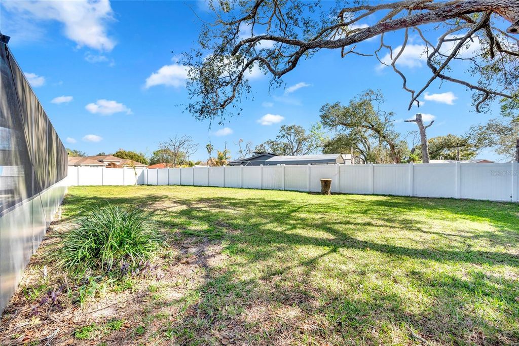 Image 45 of property listing at 2272 ANCHO AVENUE, Spring Hill, FL 34608