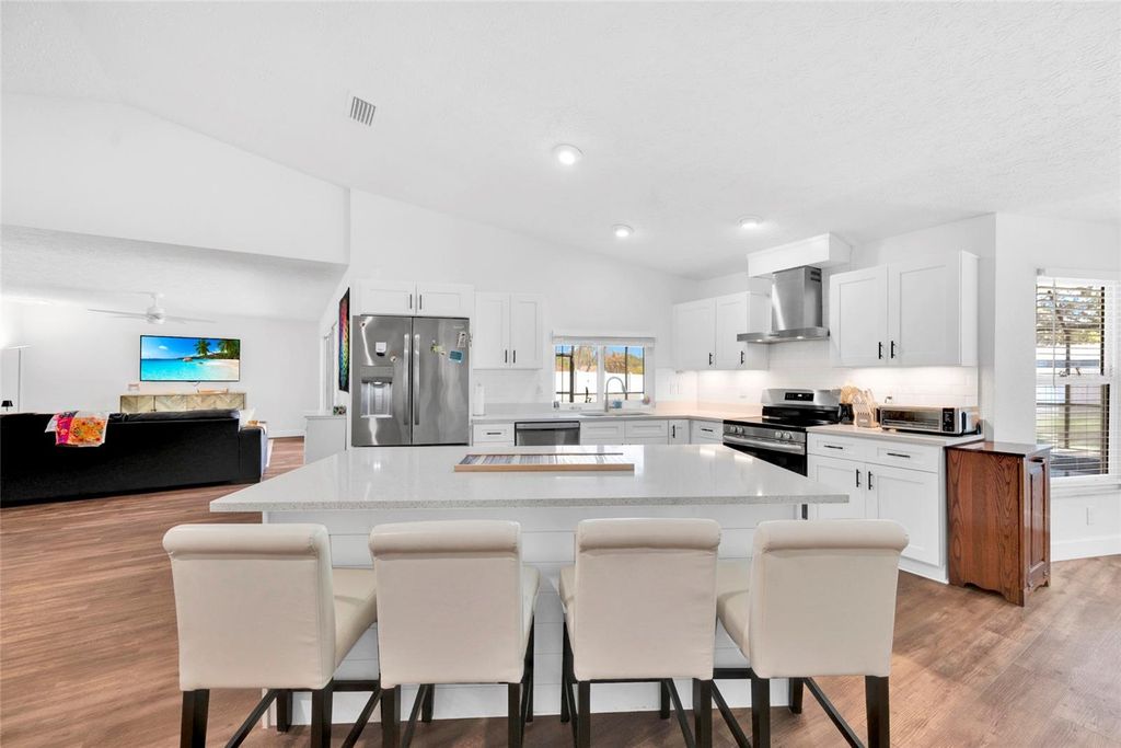 Image 10 of property listing at 2272 ANCHO AVENUE, Spring Hill, FL 34608