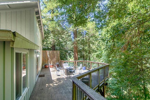 1004 Laurel Avenue, Felton, CA 95018