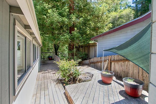 1004 Laurel Avenue, Felton, CA 95018