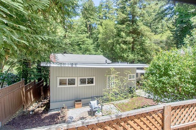 1004 Laurel Avenue, Felton, CA 95018