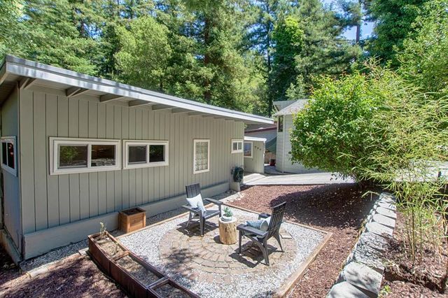 1004 Laurel Avenue, Felton, CA 95018