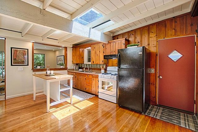 1004 Laurel Avenue, Felton, CA 95018