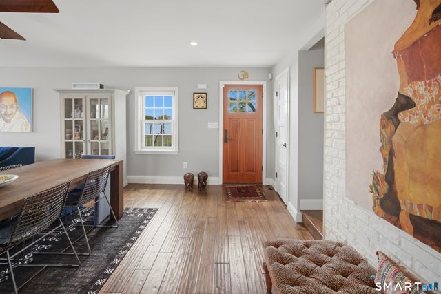 33 Naromake Avenue, Norwalk, CT 06854