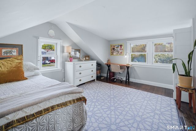 33 Naromake Avenue, Norwalk, CT 06854