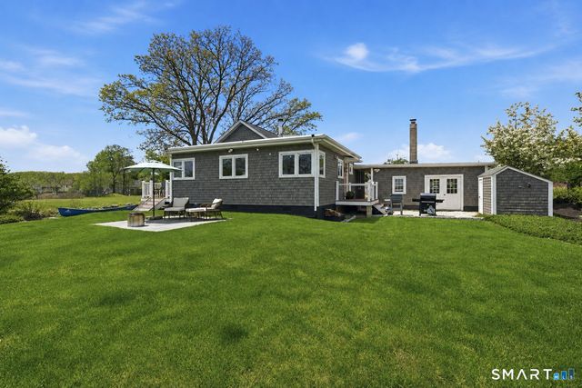 33 Naromake Avenue, Norwalk, CT 06854