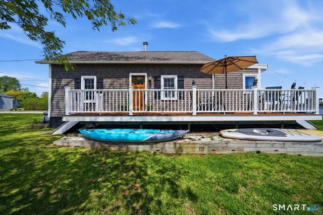 33 Naromake Avenue, Norwalk, CT 06854