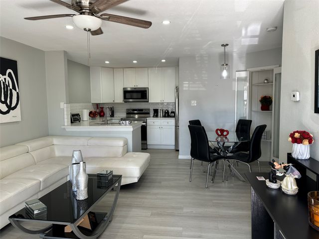 6108 Abrams Road 414, Dallas, TX 75231