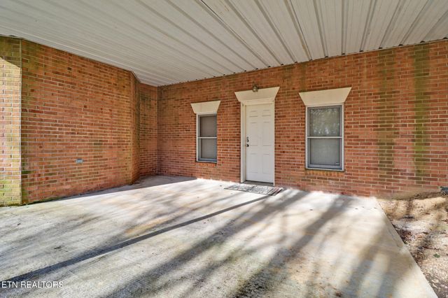111 Charity Lane, Jamestown, TN 38556