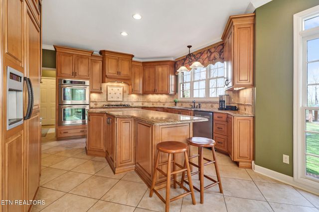 111 Charity Lane, Jamestown, TN 38556