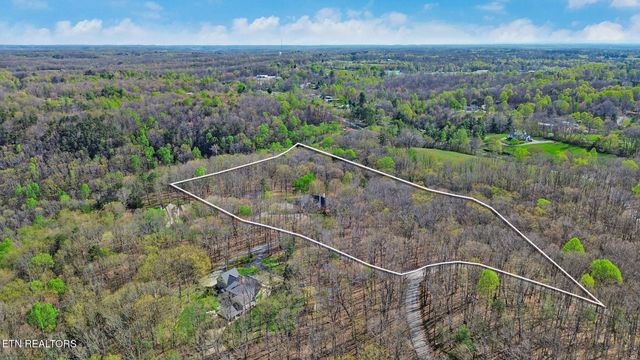 111 Charity Lane, Jamestown, TN 38556