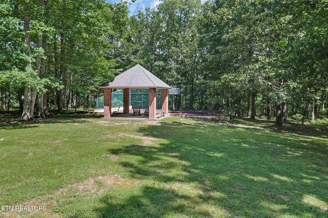 111 Charity Lane, Jamestown, TN 38556
