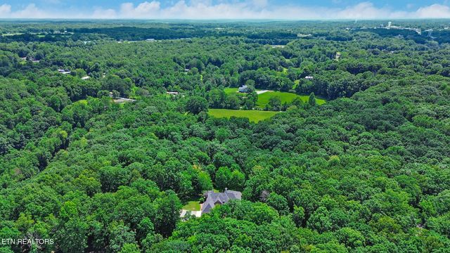 111 Charity Lane, Jamestown, TN 38556