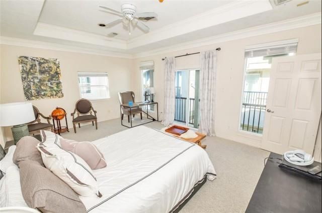 3011 Houston Avenue, Houston, TX 77009