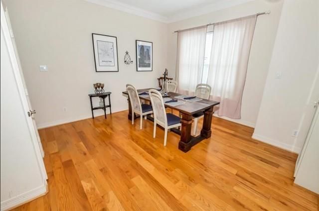 3011 Houston Avenue, Houston, TX 77009