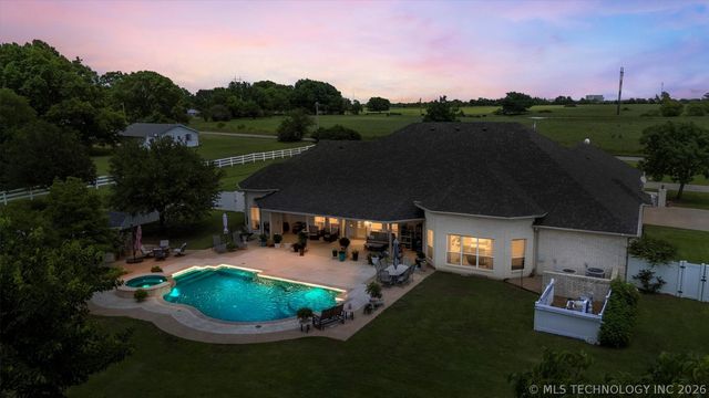 321 Kirsey Road, Calera, OK 74730