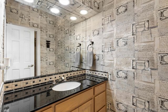 321 Kirsey Road, Calera, OK 74730