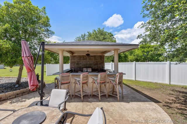 321 Kirsey Road, Calera, OK 74730