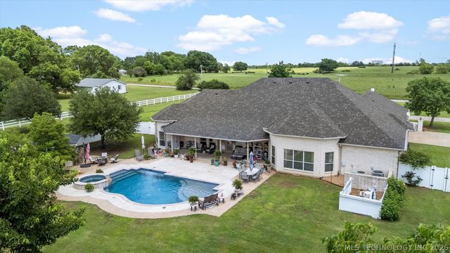 321 Kirsey Road, Calera, OK 74730