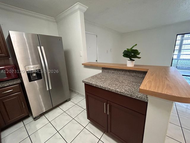 9729 Hammocks Blvd 105E, Miami, FL 33196