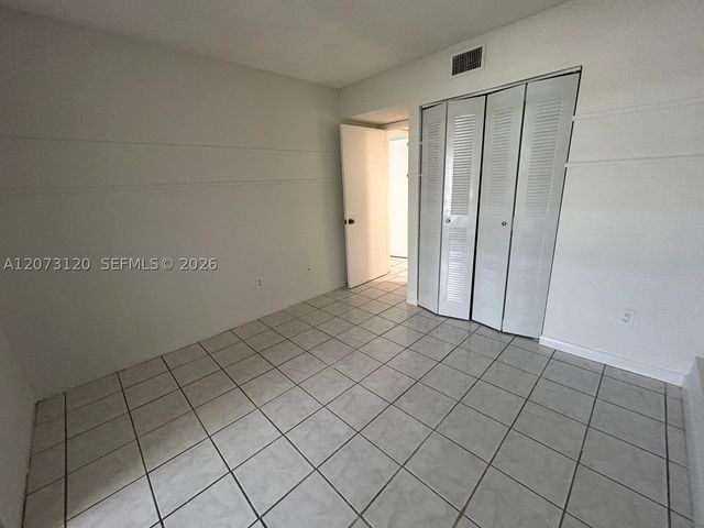 9729 Hammocks Blvd 105E, Miami, FL 33196