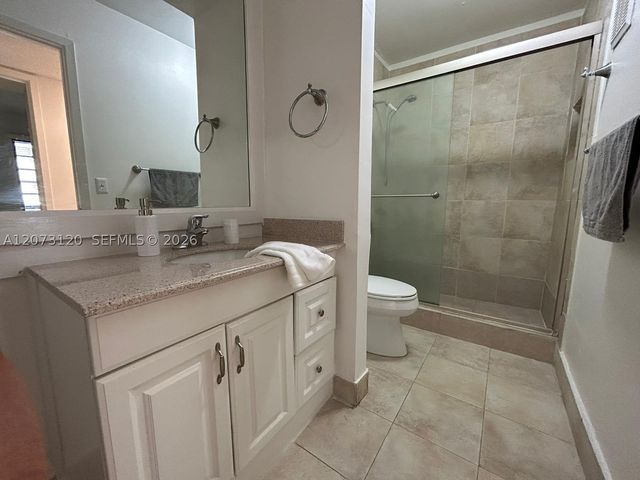 9729 Hammocks Blvd 105E, Miami, FL 33196
