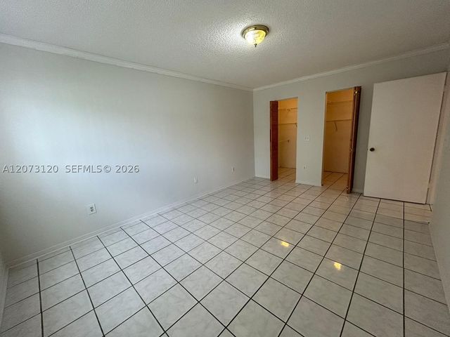 9729 Hammocks Blvd 105E, Miami, FL 33196