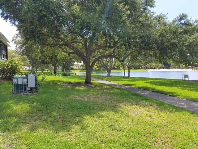 9729 Hammocks Blvd 105E, Miami, FL 33196