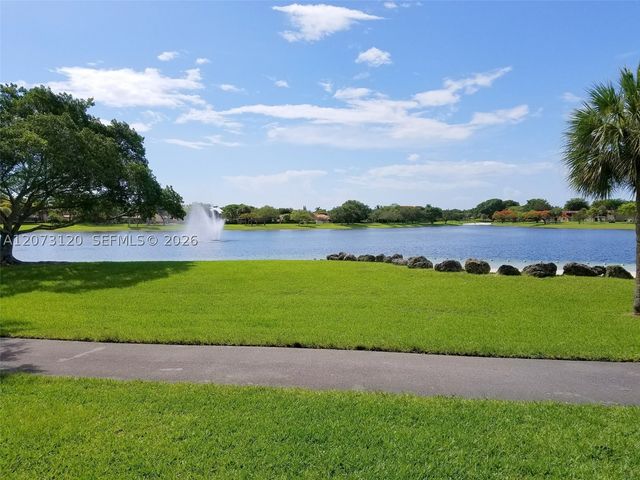 9729 Hammocks Blvd 105E, Miami, FL 33196