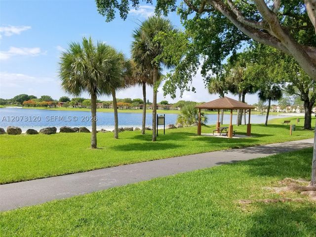 9729 Hammocks Blvd 105E, Miami, FL 33196