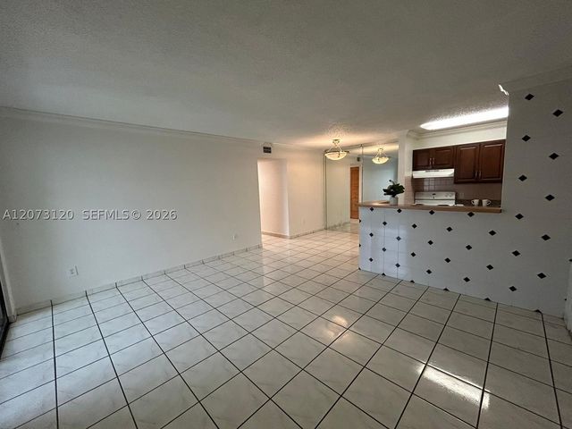 9729 Hammocks Blvd 105E, Miami, FL 33196