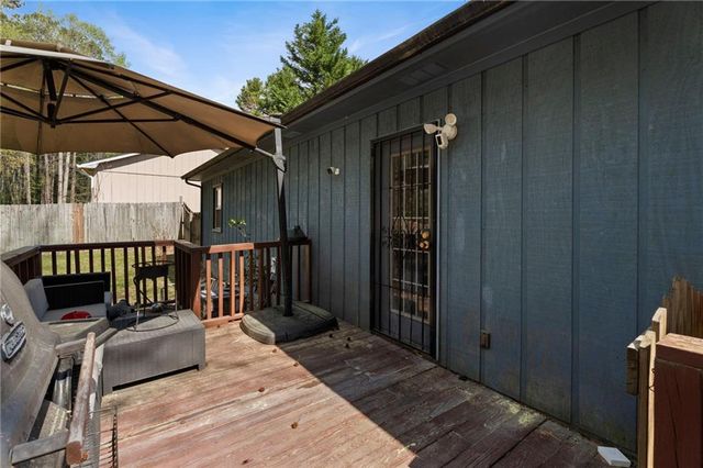 5385 Garvey Drive, Fairburn, GA 30213