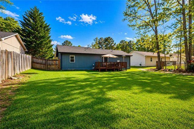 5385 Garvey Drive, Fairburn, GA 30213