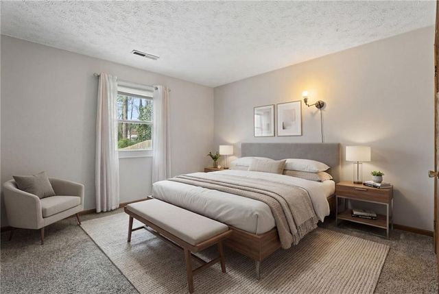 5385 Garvey Drive, Fairburn, GA 30213